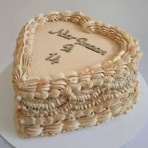 champagne-heart-vintage-cake